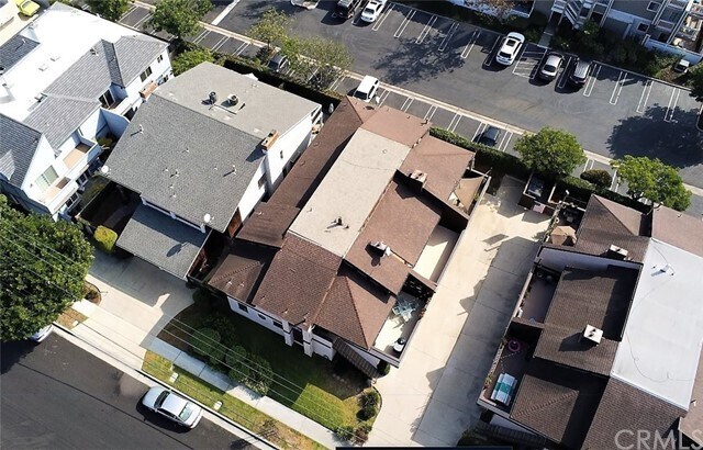 Building Photo - 17106 Sims Lane