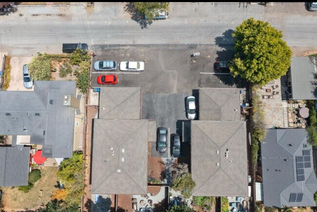 Building Photo - 441 34th Ave