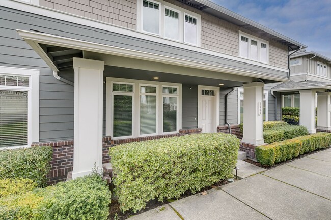 Foto del edificio - 2 Bed plus Den - Issaquah Highlands Townho...