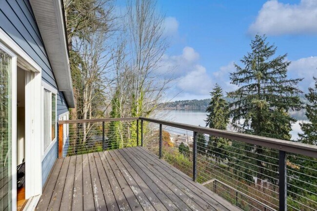 Foto del edificio - 2 bedroom in Seattle WA 98125