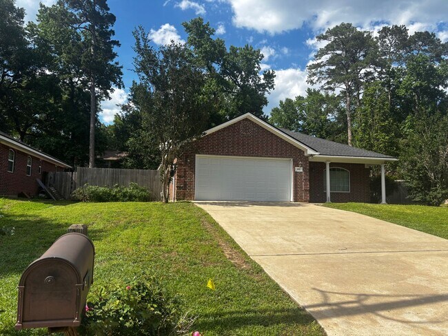Foto del edificio - 3 bed 2 bath House