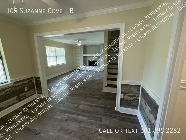 Foto del edificio - 105 Suzanne Cove