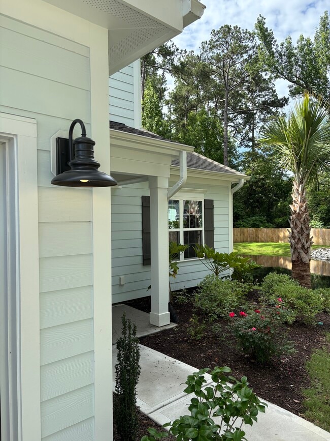 Building Photo - 1148 Sea Lavender Dr