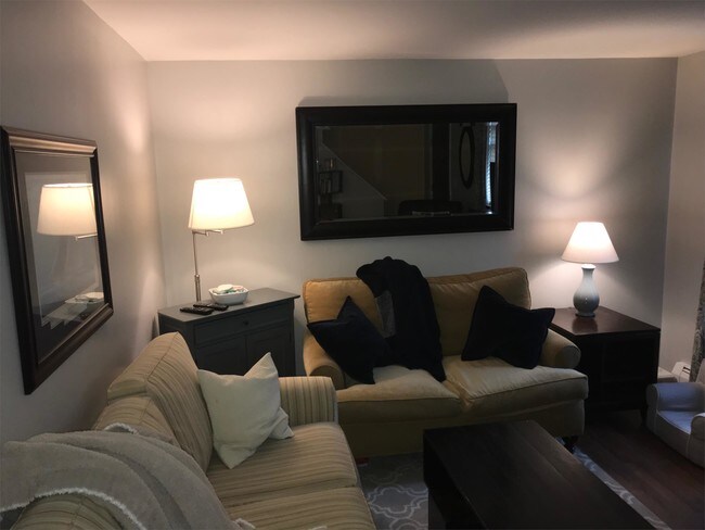 Foto del edificio - 15 Laurel Pines Dr