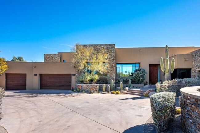Building Photo - 41639 N Saguaro Forest Dr