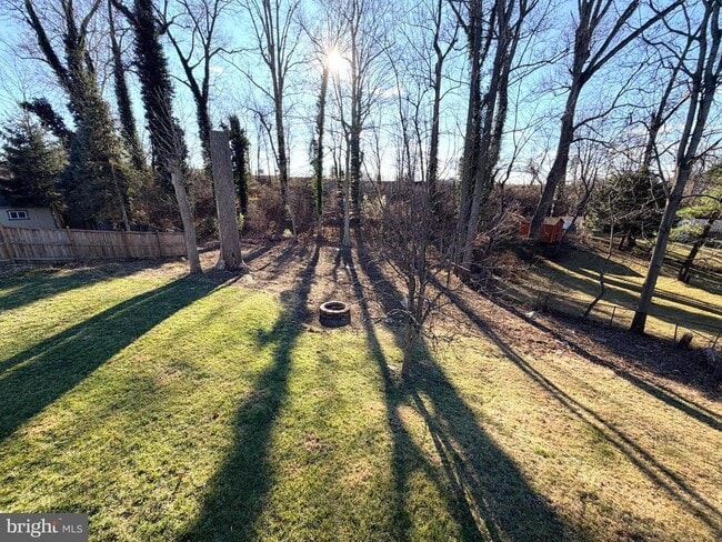 Foto del edificio - 7815 Bristow Dr