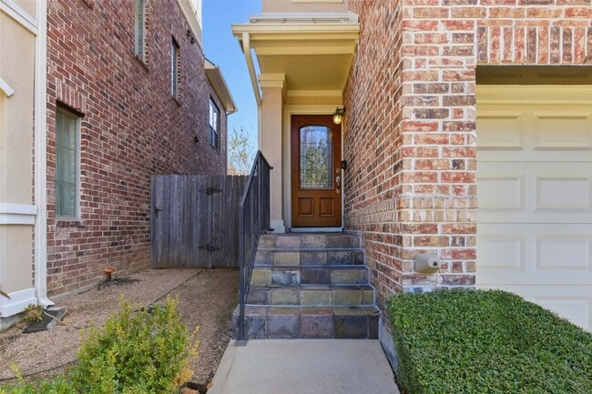 Photo - 7932 Stoneyway Dr Townhome