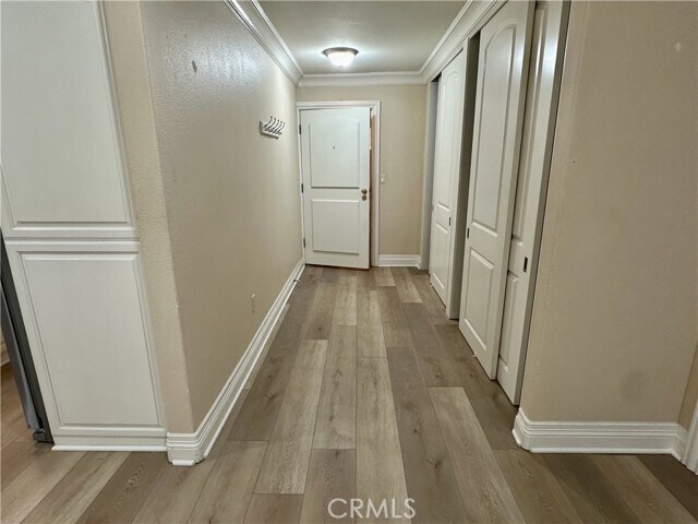 Foto del edificio - 101 Scholz Plaza