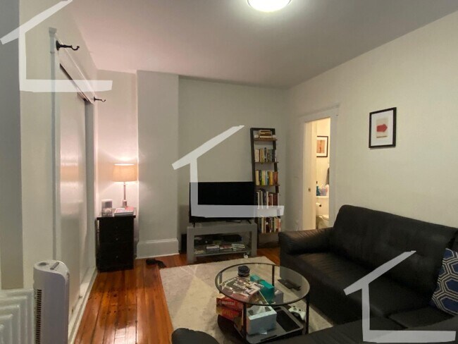 Building Photo - 2 Bed. 2 Full Bathrooms Unit in Beacon, Hi...