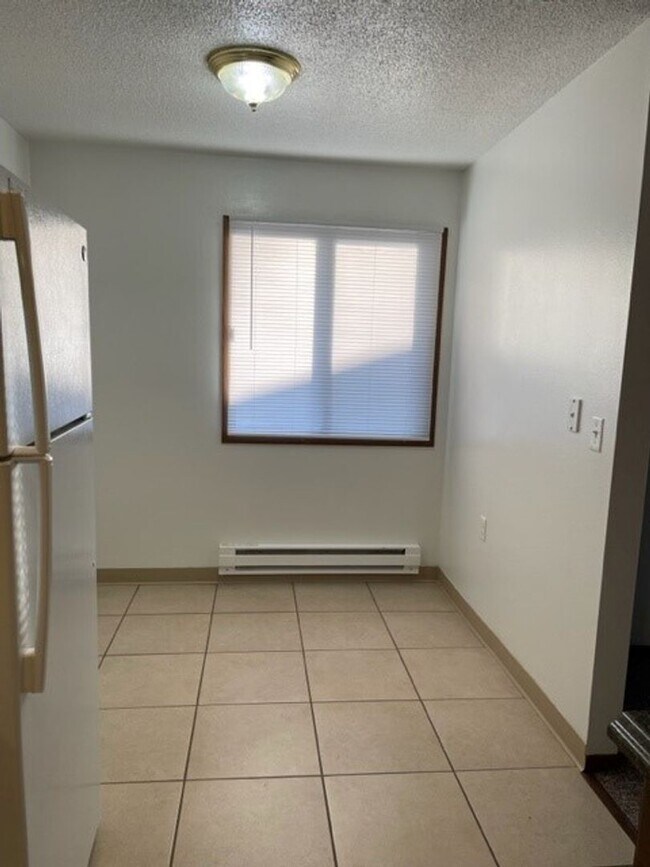 Lake Park Apartments 602 Van Dorn St Polk City, IA Apartments for