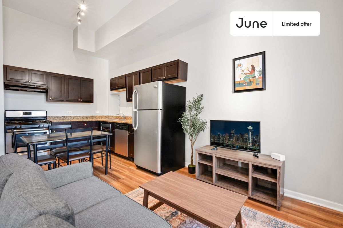 Primary Photo - 1812 S Throop St