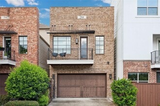 Building Photo - 204 Knox St