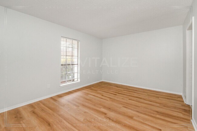Foto del edificio - 5728 Post Oak Ct