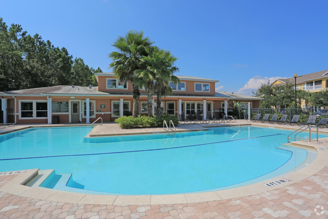 The Columns at Cypress Point Apartments - Wesley Chapel, FL ...