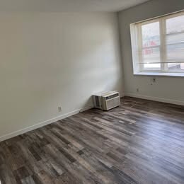 Foto principal - 271 Main St