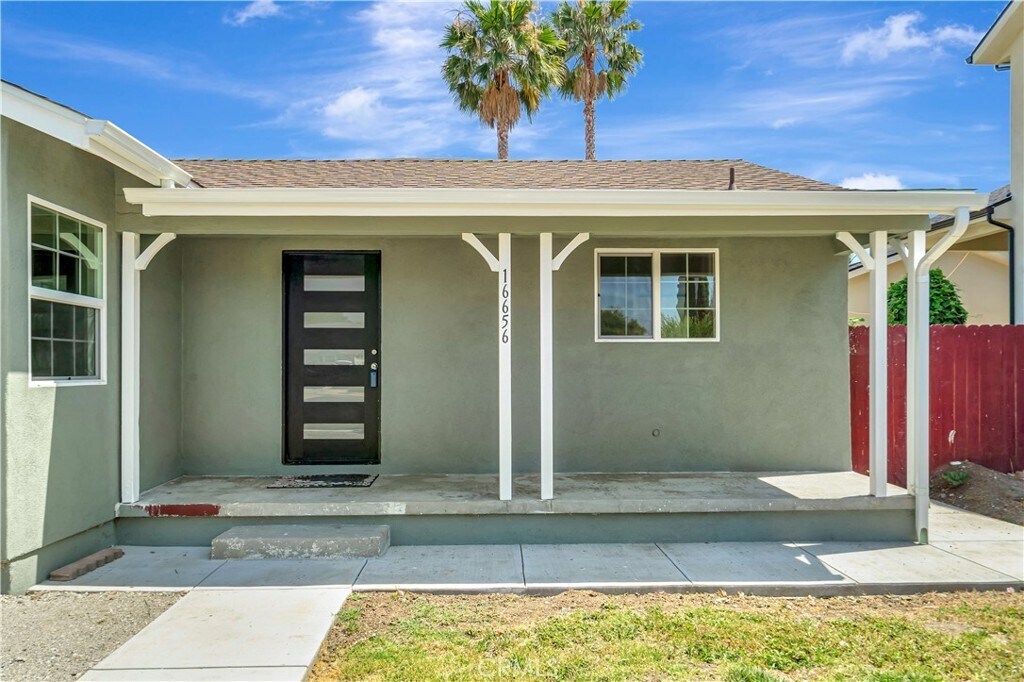 Foto principal - 16656 Horace St