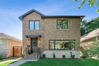 Building Photo - 6324 N Keeler Ave