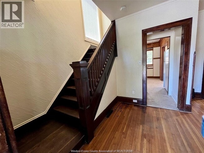 Building Photo - 1115 Gladstone Ave