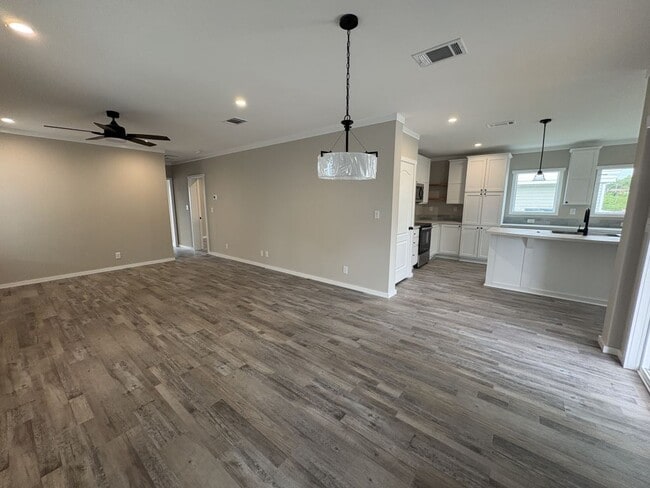 Building Photo - 1651 Voyager Dr