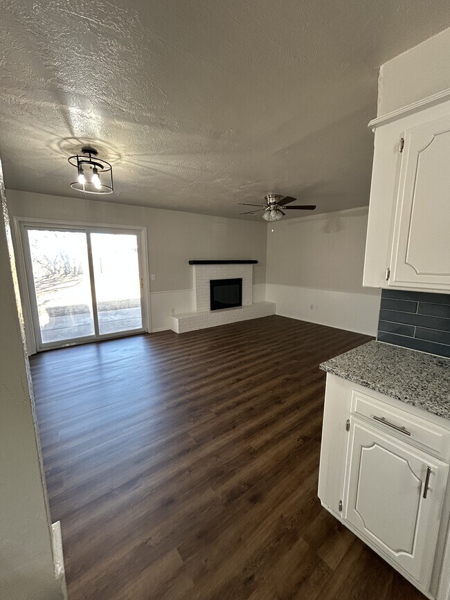 Foto del edificio - 1125 NW 105th St