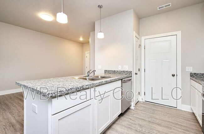 Foto del edificio - 211 NW Greenway Pl