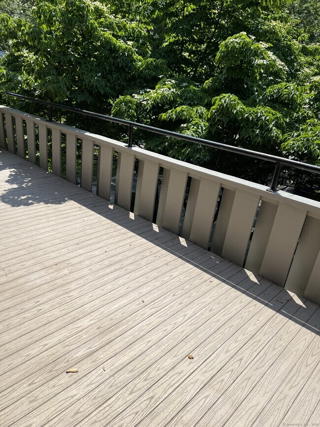 Foto del edificio - 28 Southport Woods Drive