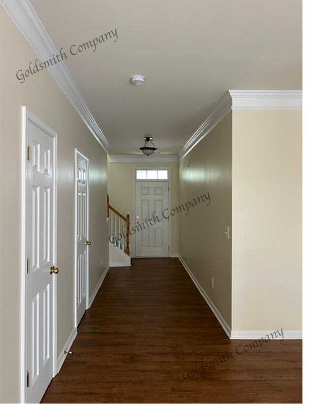 Building Photo - 105 Forsythia Dr