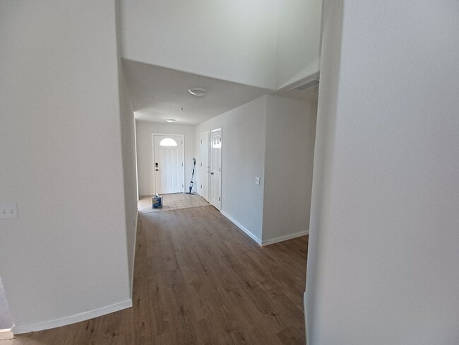 Building Photo - 789 Hildale Cir