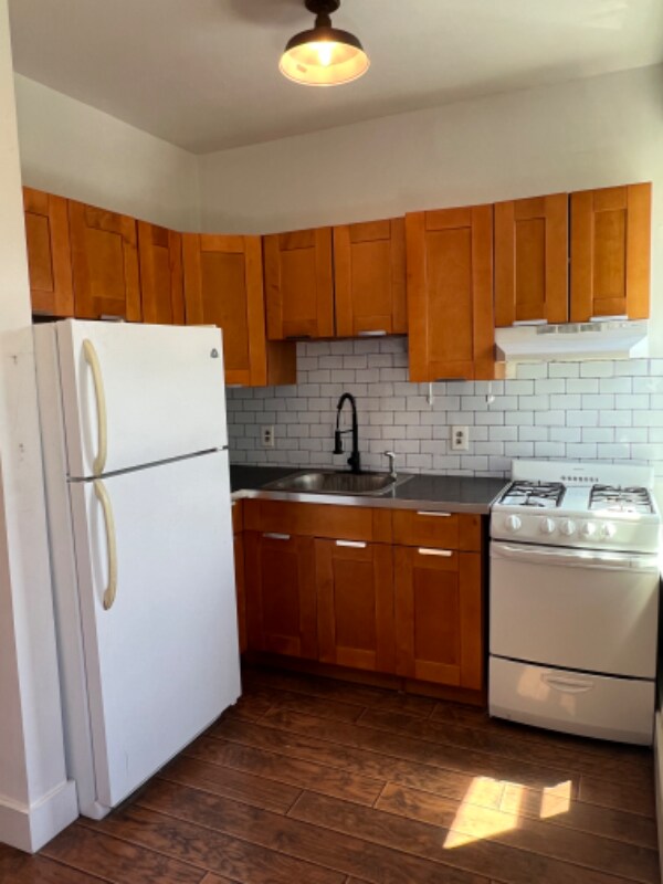 Foto del edificio - 183 Montgomery St