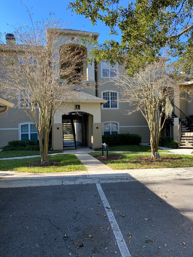 Foto del edificio - 1701 The Greens Way