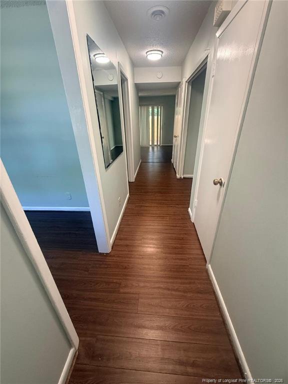 Foto del edificio - 2696 Brigadoon Ln