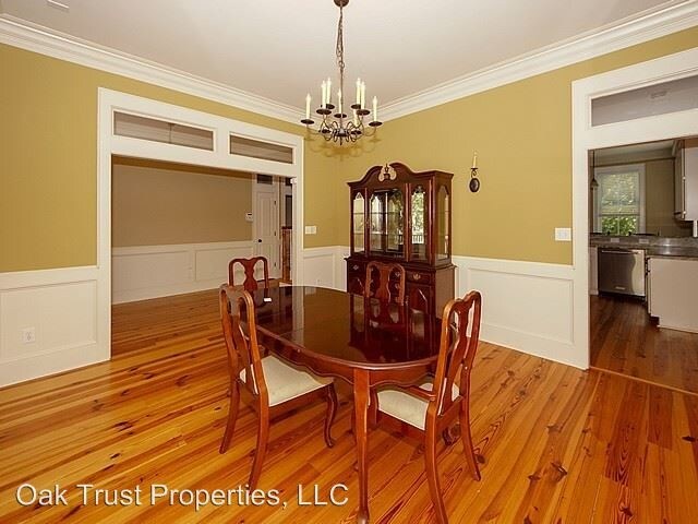 Foto del edificio - 5 br, 4 bath House - 1732 W. Canning Drive
