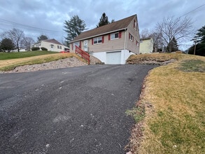 Building Photo - 232 Boswell Hill Rd