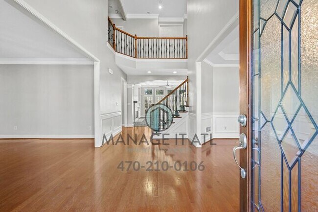 Foto del edificio - Fabulous 5-bedroom house with modern ameni...