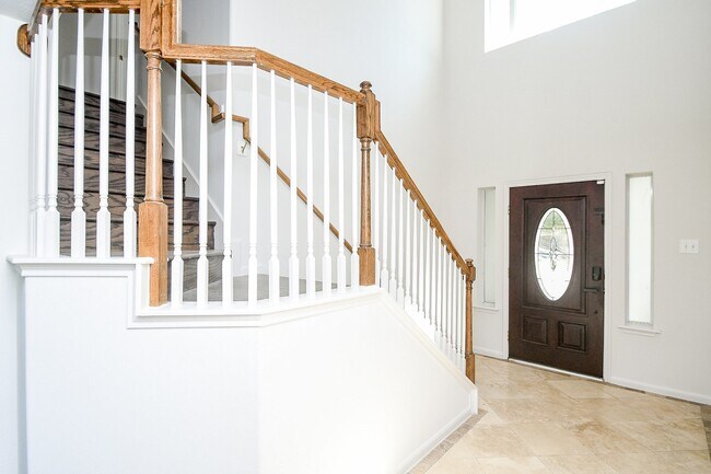 Foto del edificio - 9203 Split Ridge Ln