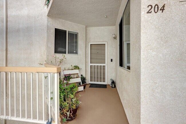 Building Photo - 2913 Antonio Dr