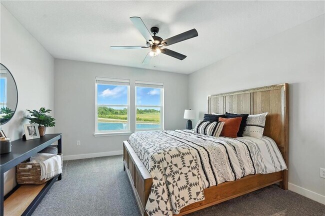 Building Photo - 8708 SW Brickell Dr