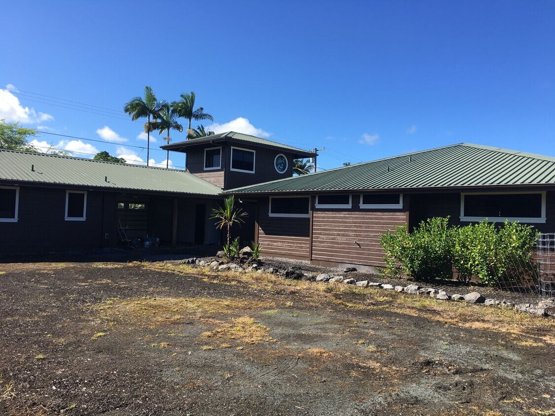 Primary Photo - Private Home in Kea'au Ag Lots Subdivision