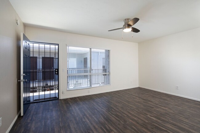 Foto del edificio - OPEN HOUSE: 11/23 10AM-12PM ~ 1BR at a Gre...