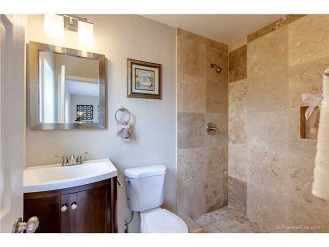 Foto del edificio - YOUR NEW HOME - IMPERIAL BEACH 3 bed / 2 bath Minutes to the beach!!