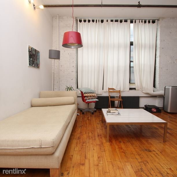 Foto principal - 476 Jefferson St