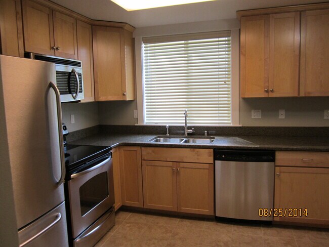 Foto del edificio - Longfellow Creek Condos
