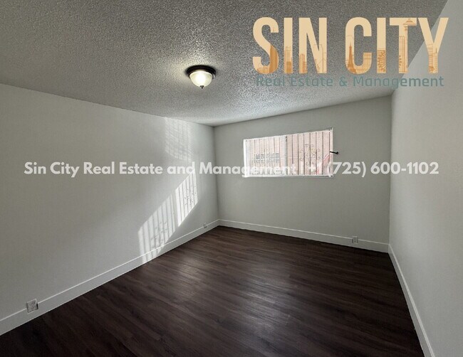 Building Photo - Discover Urban Comfort: Spacious 1-Bedroom Oasis at Lyn Capri
