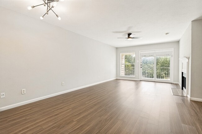 Building Photo - 2535 Wedglea Dr