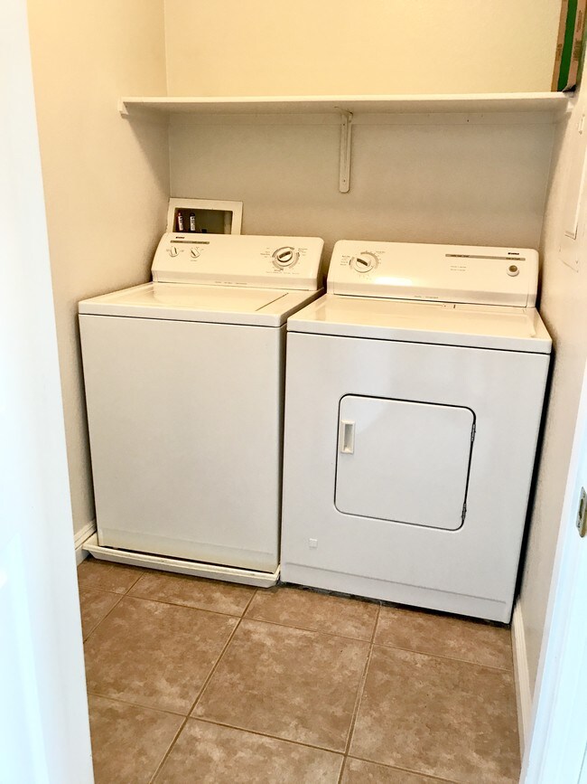 8654 Travelling Breeze Ave Unit 101, Las Vegas, NV 89178