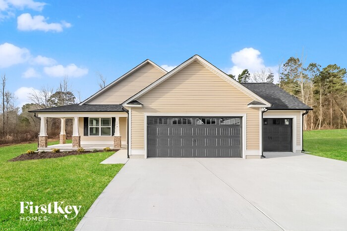 Primary Photo - 179 Voyage Cir
