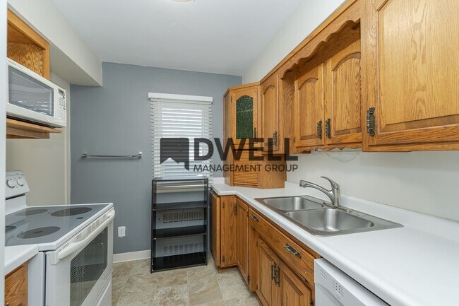 Foto del edificio - 712-714 10th Avenue SE
