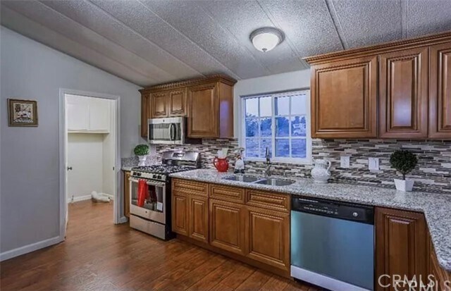 Building Photo - 5271 Del Rosa Rd