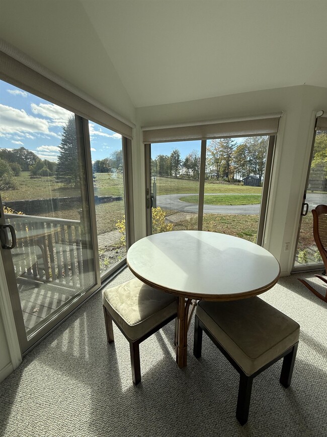 Building Photo - 69 Putney Hill Rd