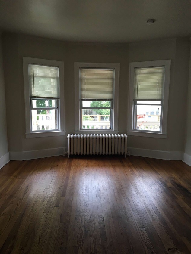 Primary Photo - 14 Harris Ave